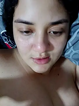 Liancy Adlı Modelin Canlı XXX Sohbeti