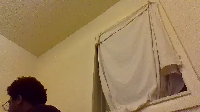 dvaughn3117 webkamerás műsora