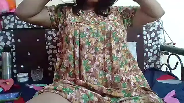 NautyBabe Adlı Modelin Canlı XXX Sohbeti