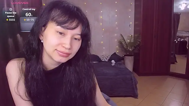 SheilaRare élő XXX-chatje