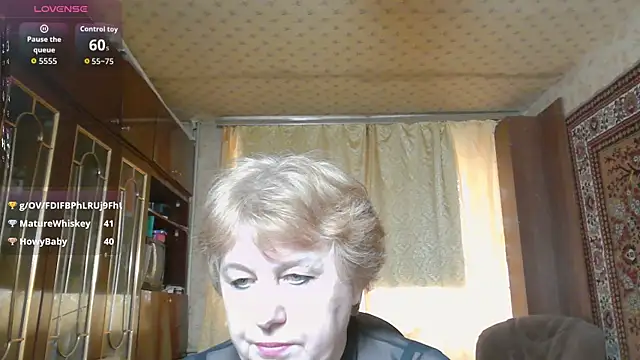 Živý XXX chat Casey_peach