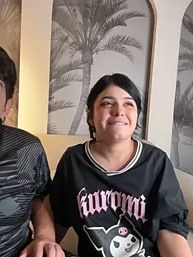 EmilyAndAndrew Chat XXX live