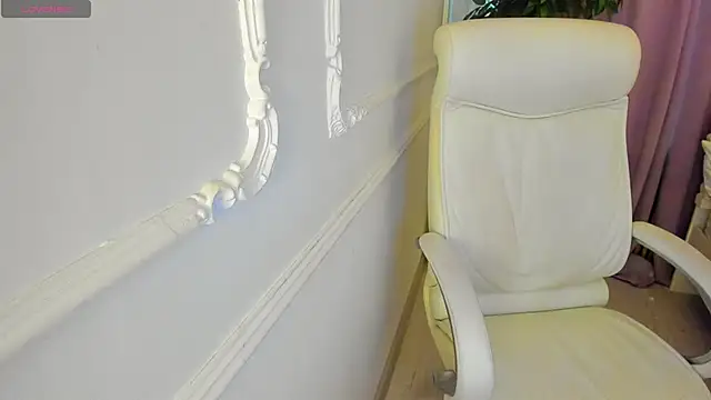 Lily_Marlin's Live XXX Chat