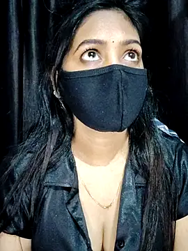 Monalisha_G Adlı Modelin Canlı XXX Sohbeti