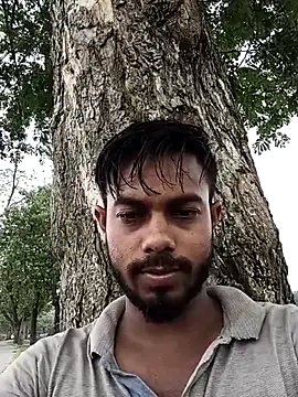 X-_boy: διαδικτυακό σόου στην κάμερα