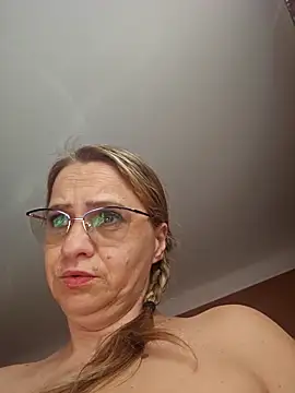 Czat XXX na żywo – BLONDKICIA1