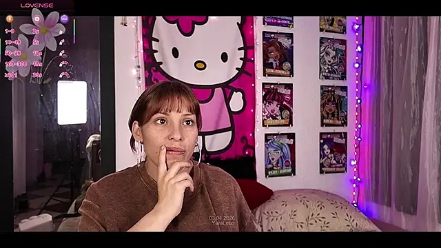 YaraLeon's Live XXX Chat