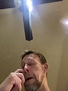 Realybigdill webkamerás műsora