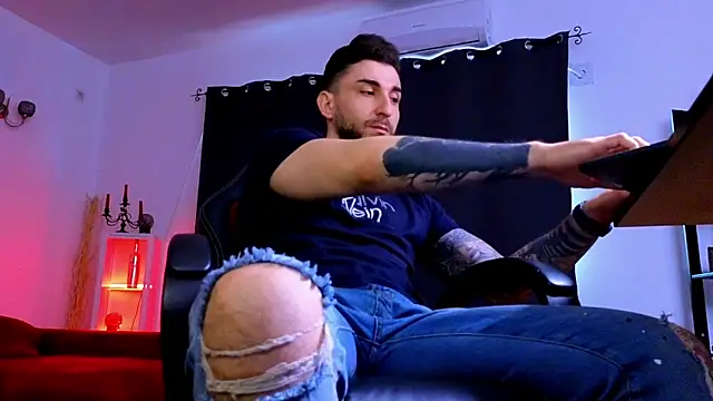 MightyAaron66のウェブカメラショー