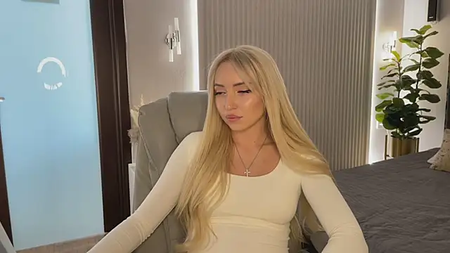 Chat +18 de OhMyEmma ao vivo