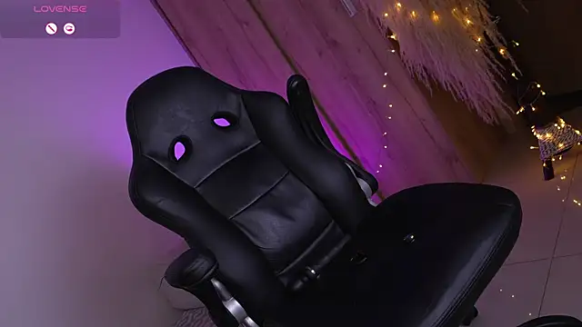 Afro_god_ élő XXX-chatje