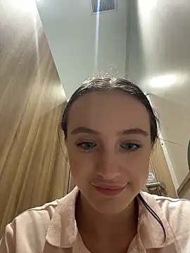 Czat XXX na żywo – MiaTee