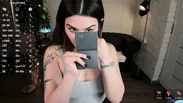 Dark_Moni Adlı Modelin Web Kamerası Şovu