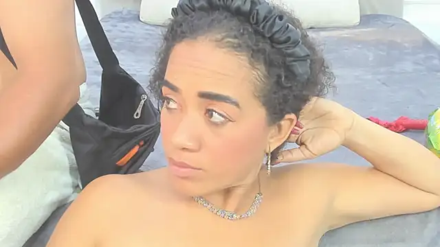 charlotte_dante212's Live XXX Chat