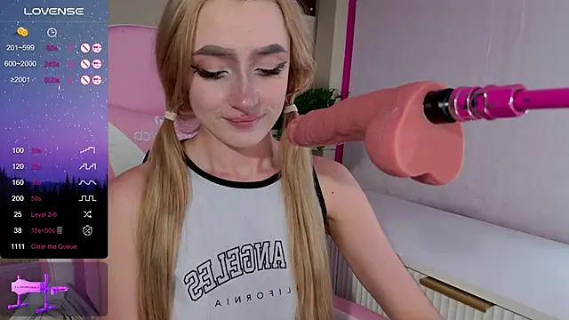 Chat XXX ao vivo de LeonaEviann