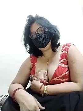 RICHA_BHABHI23 Show in webcam
