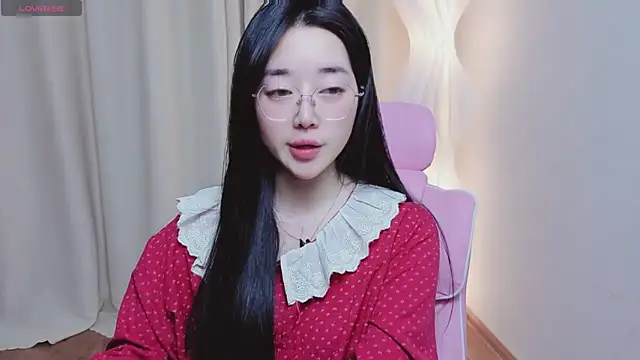 Živý XXX chat Miu-999