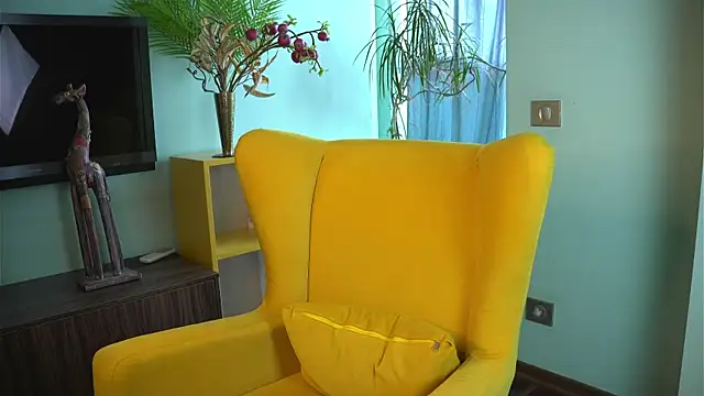 DeloresSaberi's Webcam Show