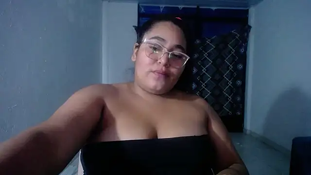 sirena_15 Chat XXX in diretta