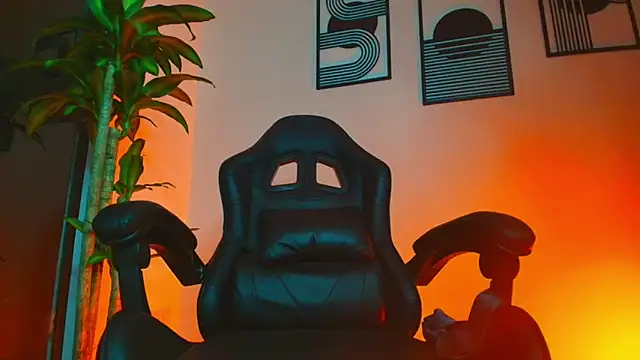 ALPHA_DOMINUS_ Adlı Modelin Canlı XXX Sohbeti