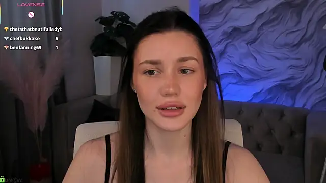 XXX chat uživo modela Aria_Mila