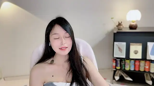 Onechestnut – Naživo XXX chat