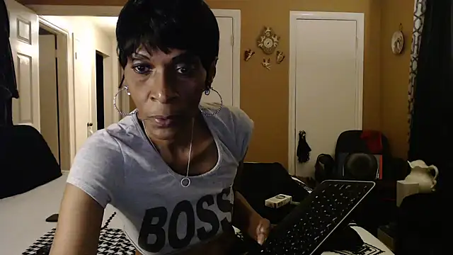 DivatheSnakecharmer – Live XXX-chat