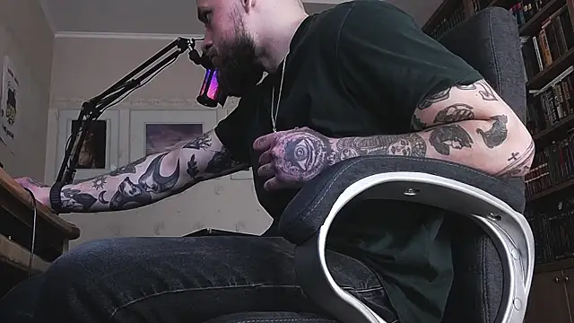 FindomJason Live XXX Chat