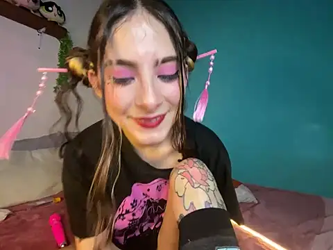 Chat XXX ao vivo de Miyupeach_