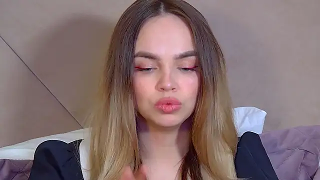 AnitaVenture's Webcam Show