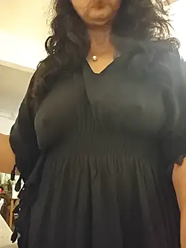 دردشة NakedMILFx الجنسية المباشرة