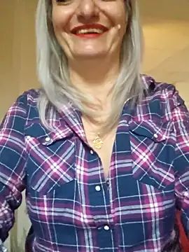 XXX chat uživo modela LadyTouch