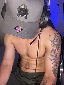 AngelLatinBoy webcam show