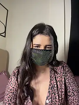 GLAMOURkn Live XXX chat