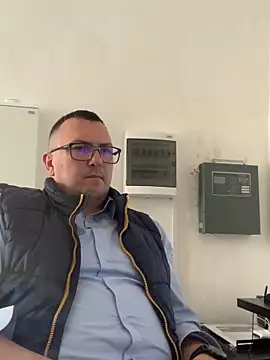 Mike8523 Show Webcam