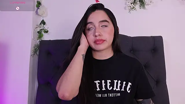 Chatroom XXX en direct de kaylee_lee