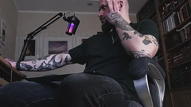 FindomJason লাইভ XXX চ্যাট