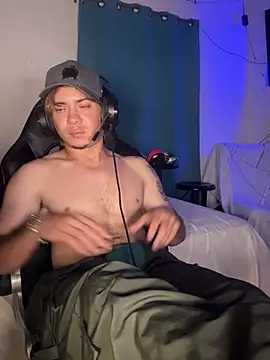 Webkamerová show AngelLatinBoy