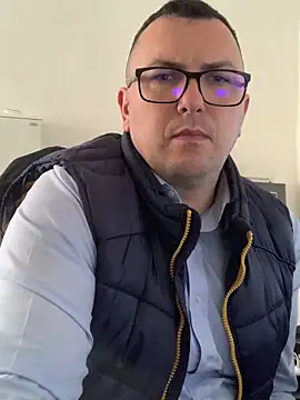 Mike8523 live XXX chat