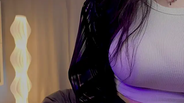 KaraNeagle's Live XXX Chat