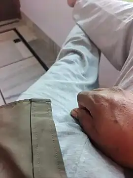 xmanraavan live XXX chat