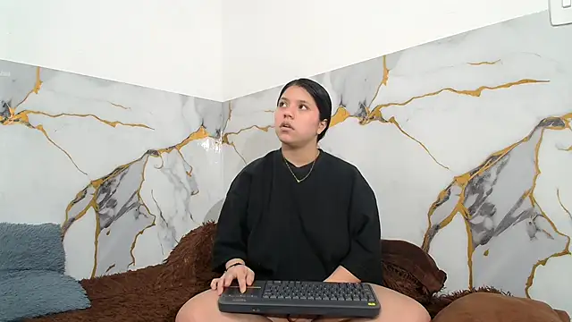 SaraAndThomas: онлайн-секс-чат