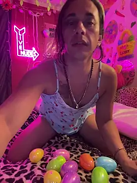 TranSexualJade95: онлайн-секс-чат