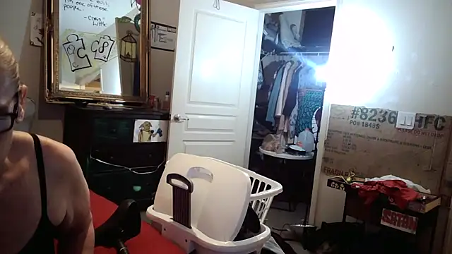 PremiumKitty: онлайн-секс-чат