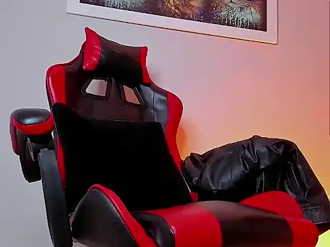 Dominus_Alpha élő XXX-chatje