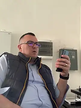 Вебкам-шоу Mike8523