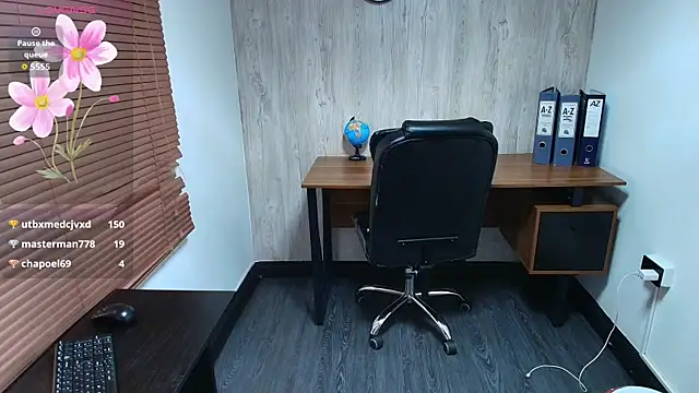 AuroraBrow 라이브 XXX 채팅