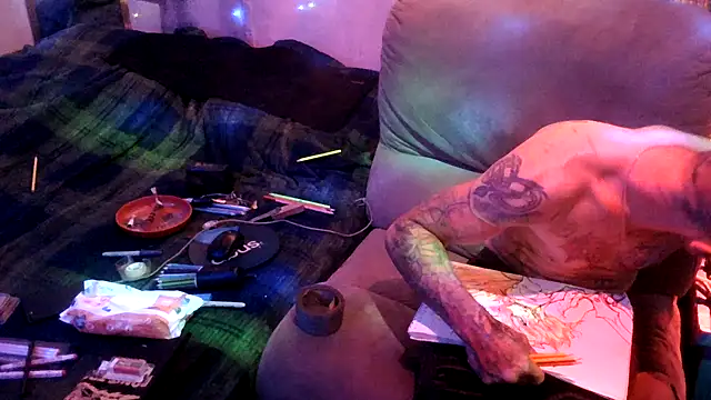 TheOneYouLove69 Webcam show