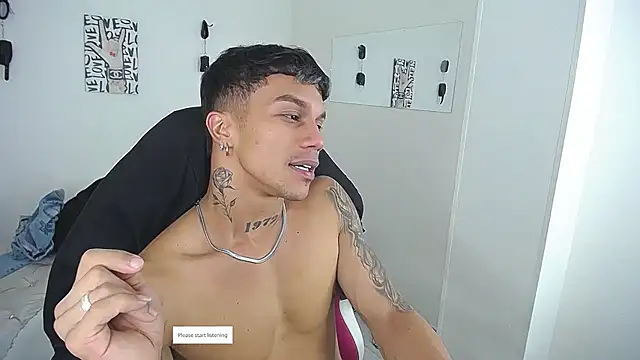 Leonard_Price Live XXX-Chat