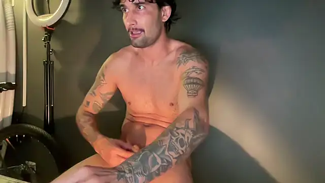 Chat XXX ao vivo de ZeusDelicious